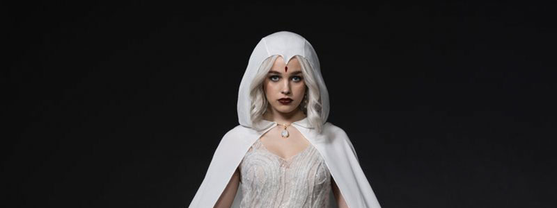 Titans Showcases White Raven Transformation